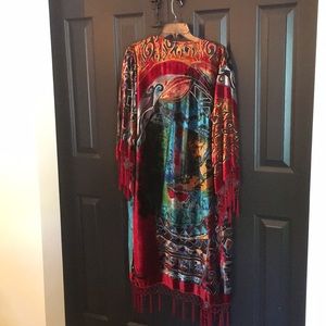 Chico’s silk and rayon burnout velvet kimono.